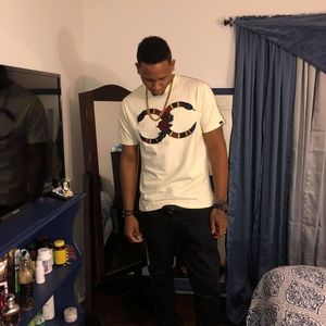 Meet your Posher, Aurelio